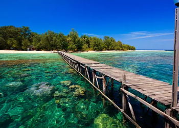 Menjelajahi Keindahan Wisata Karimunjawa: Surga Tropis di Laut Jawa