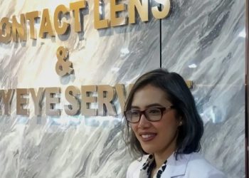 Waspada Dampak Lupa Berkedip Akibat Waktu Layar Panjang, Ini Penjelasan Dokter