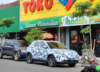 Seres Mobil Uji Jalan Tertangkap Kamera di Indonesia, Diduga Model LanDian E3