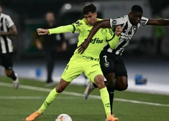 Pep Guardiola Kagum dengan Penampilan Vitor Reis Saat Manchester City Kalahkan Plymouth Argyle