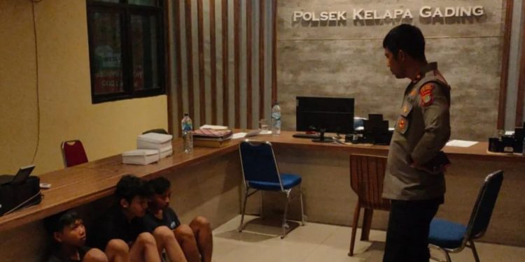 Polisi Tertabrak Saat Membubarkan Balap Liar di Kelapa Gading