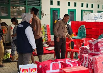 Kemensos Salurkan Bantuan untuk Korban Banjir Jakarta