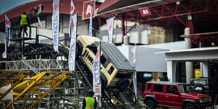 Suzuki Catat Hampir 1.700 Pemesanan Mobil Selama IIMS 2025