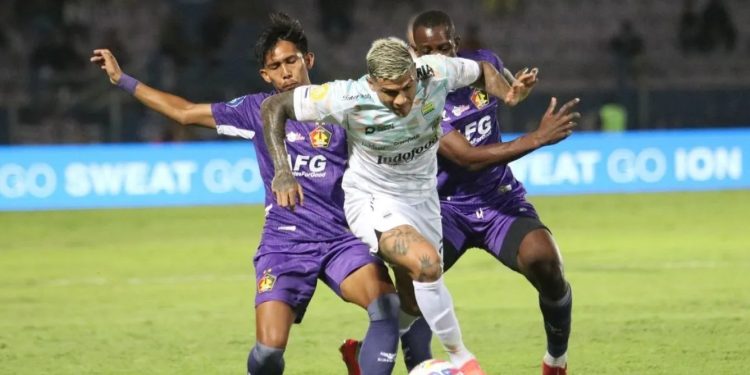 Persib Bandung Targetkan Kemenangan Usai Tanpa Menang di Tiga Laga Terakhir