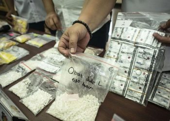 Satpol PP DKI Jakarta Bersinergi dengan BPOM dan Polisi Tindak Peredaran Tramadol Ilegal di Tanah Abang