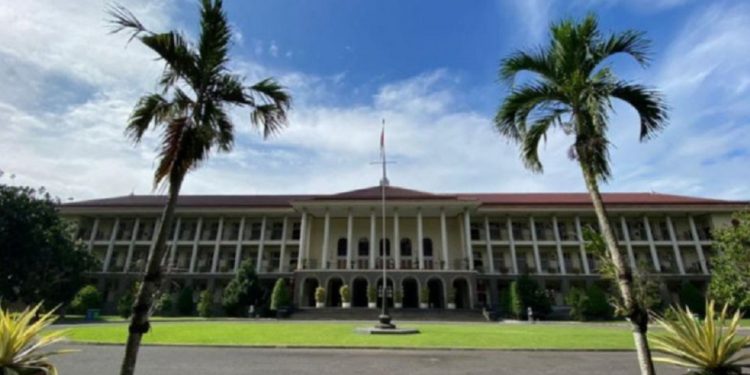 UGM Dituding Lalai Klarifikasi Isu Ijazah Jokowi, Siap Hadapi Gugatan Rp69 Triliun di PN Sleman