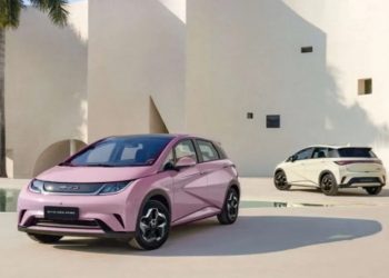 BYD Luncurkan Infrastruktur Charging Super Cepat Berkapasitas 15.000 Megawatt di China