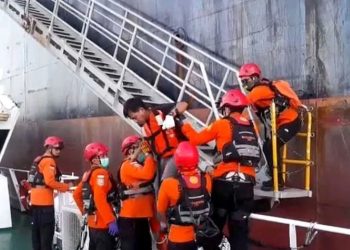 Basarnas Banda Aceh Evakuasi ABK Filipina yang Alami Kecelakaan di Tengah Laut